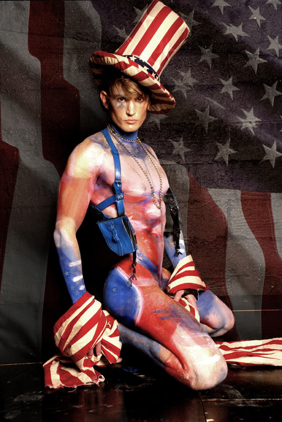 Saturday Gay Hotties – October 30